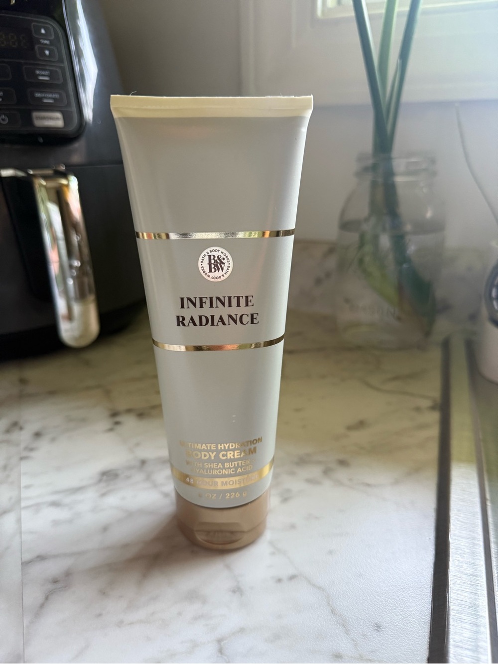 Bath & Body Works Infinite Radiance Body Cream - Light Gray & Gold